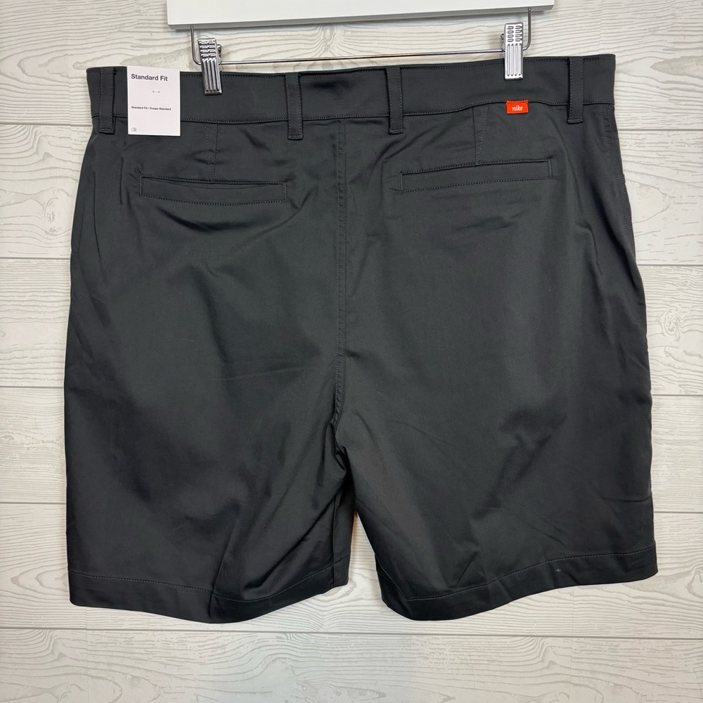Nike Golf Dri-Fit UV Chino Shorts Dark Gray NWT Size 38 - Picture 4 of 11